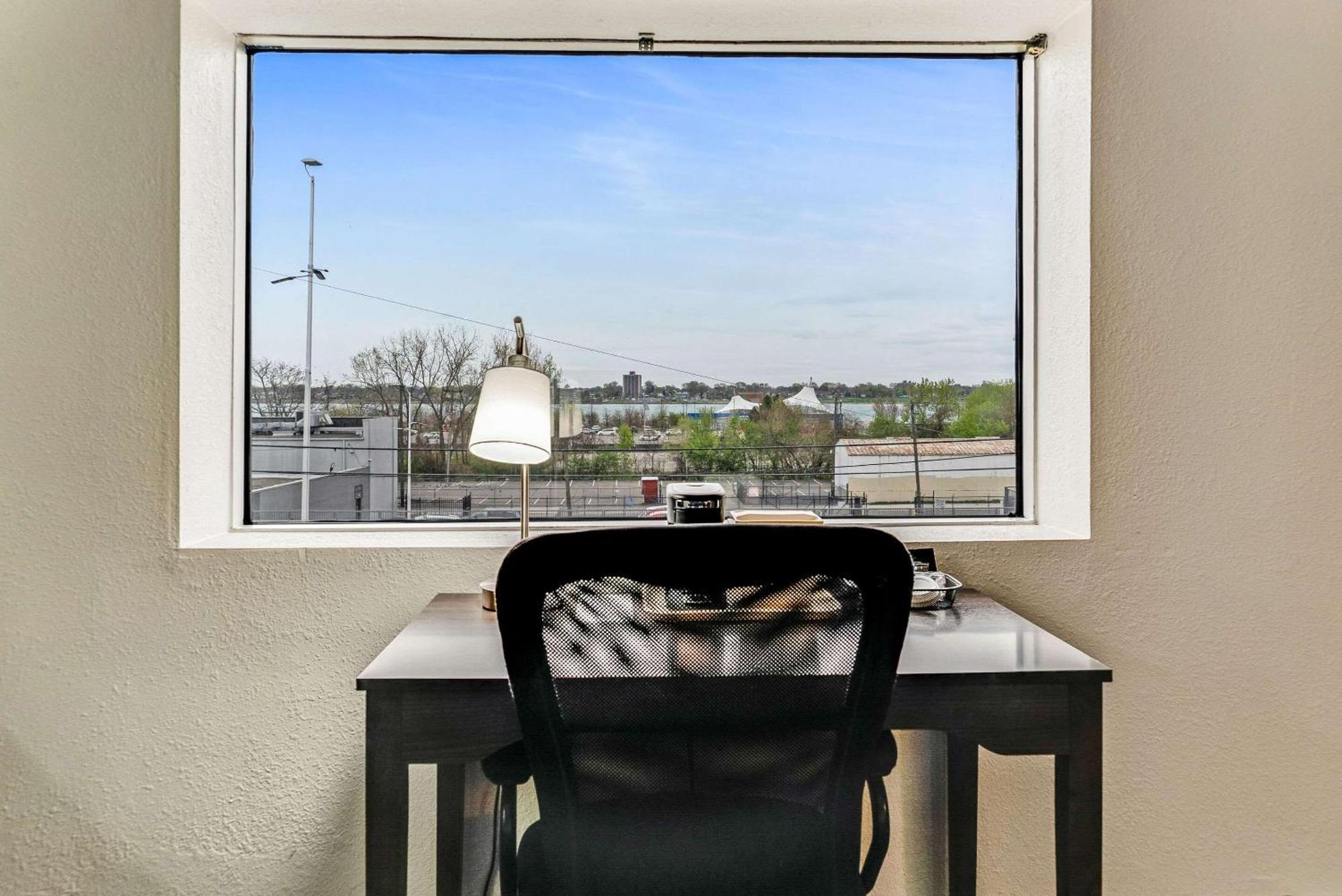 Quality Inn Detroit Downtown Extérieur photo