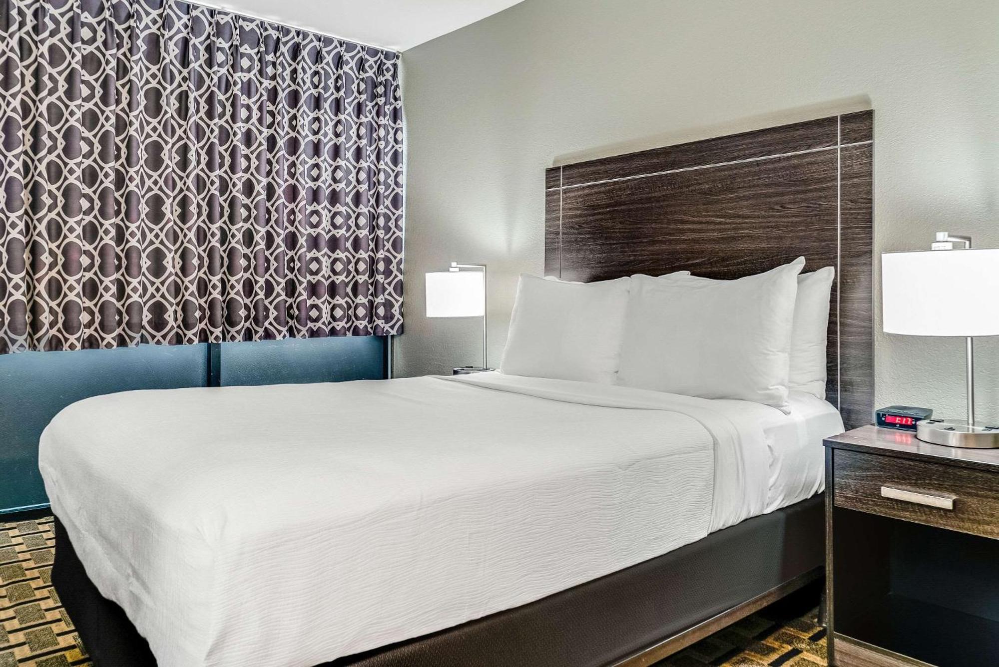 Quality Inn Detroit Downtown Extérieur photo